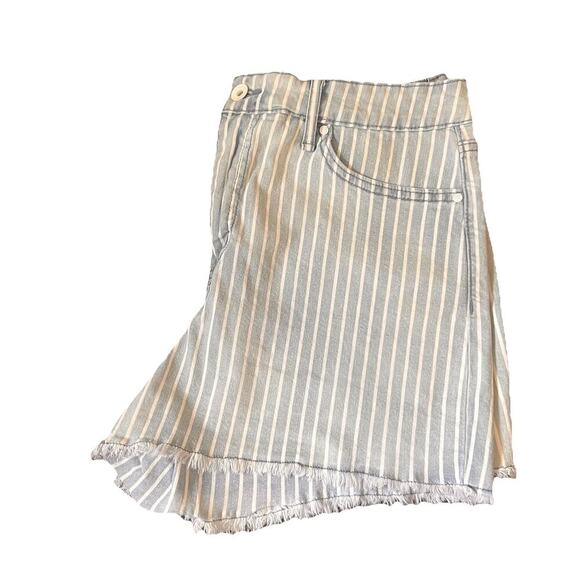 Frayed Jeans High Rise Raw Hem Striped Shorts Size 12 - Picture 1 of 8